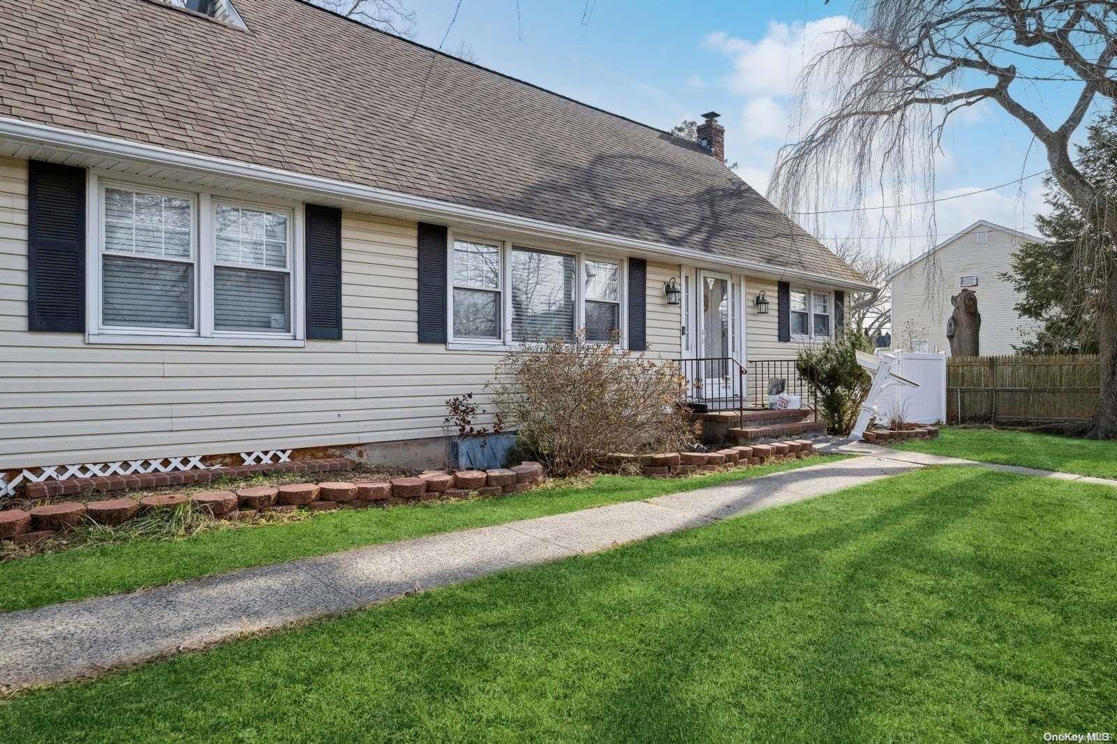 41 Hawthorne Avenue