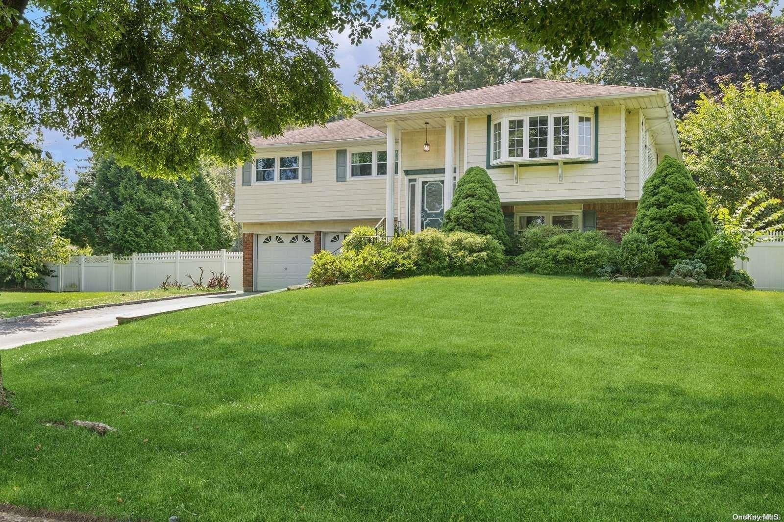 12 Daron Lane