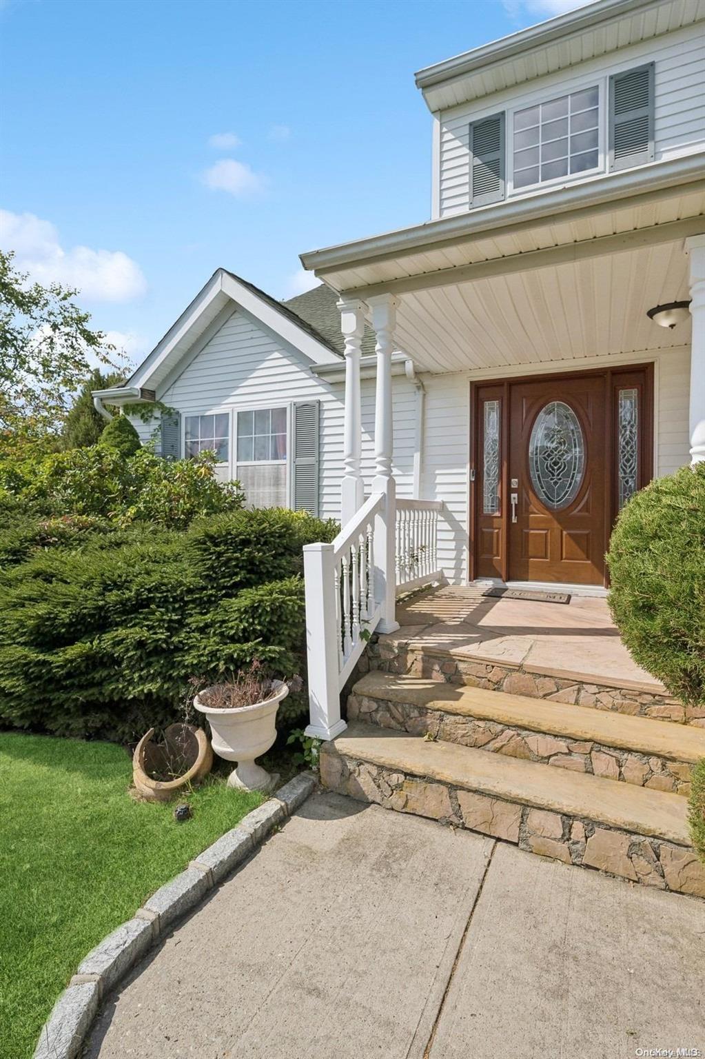 111 Vista Lane