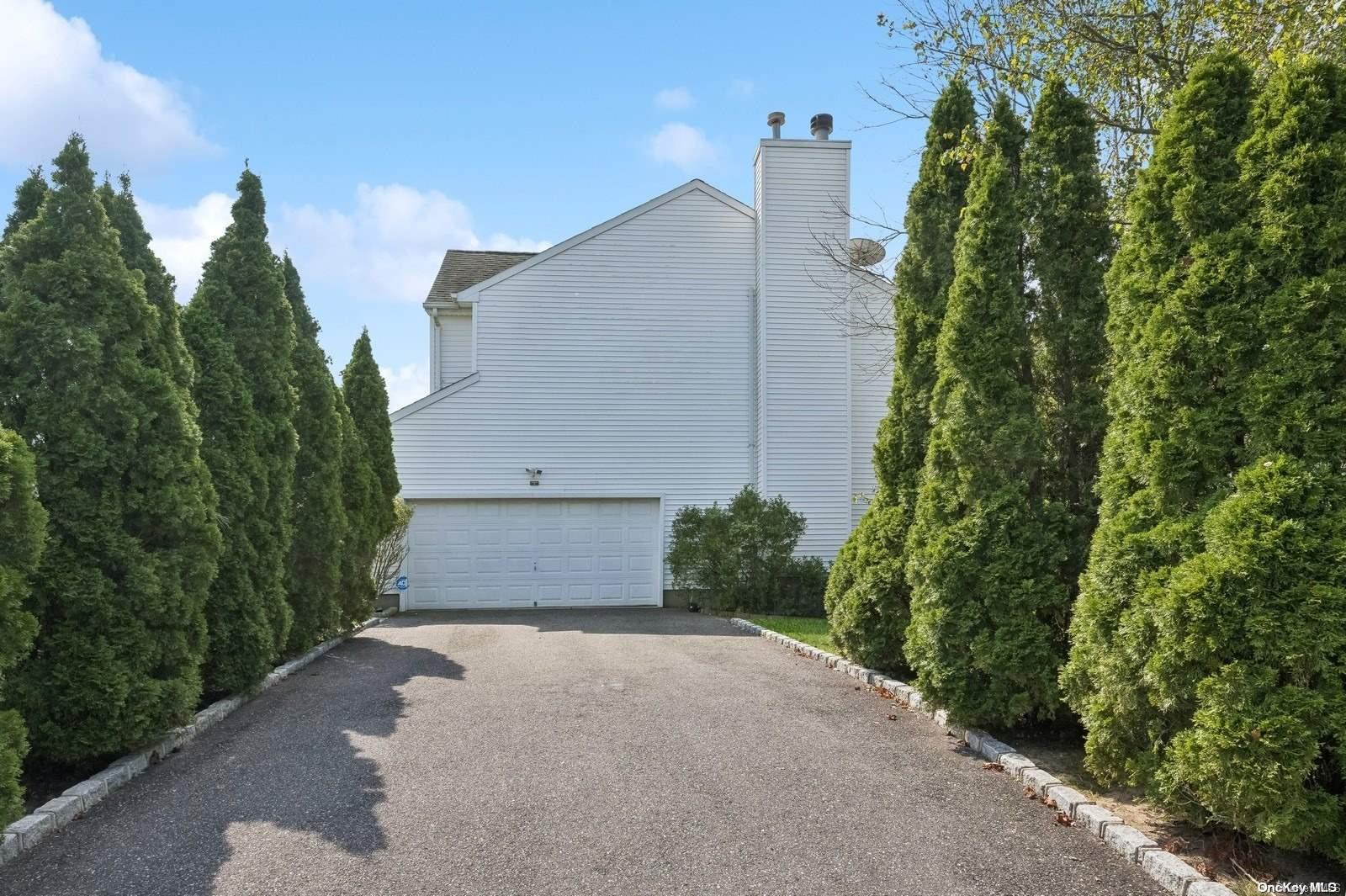 111 Vista Lane