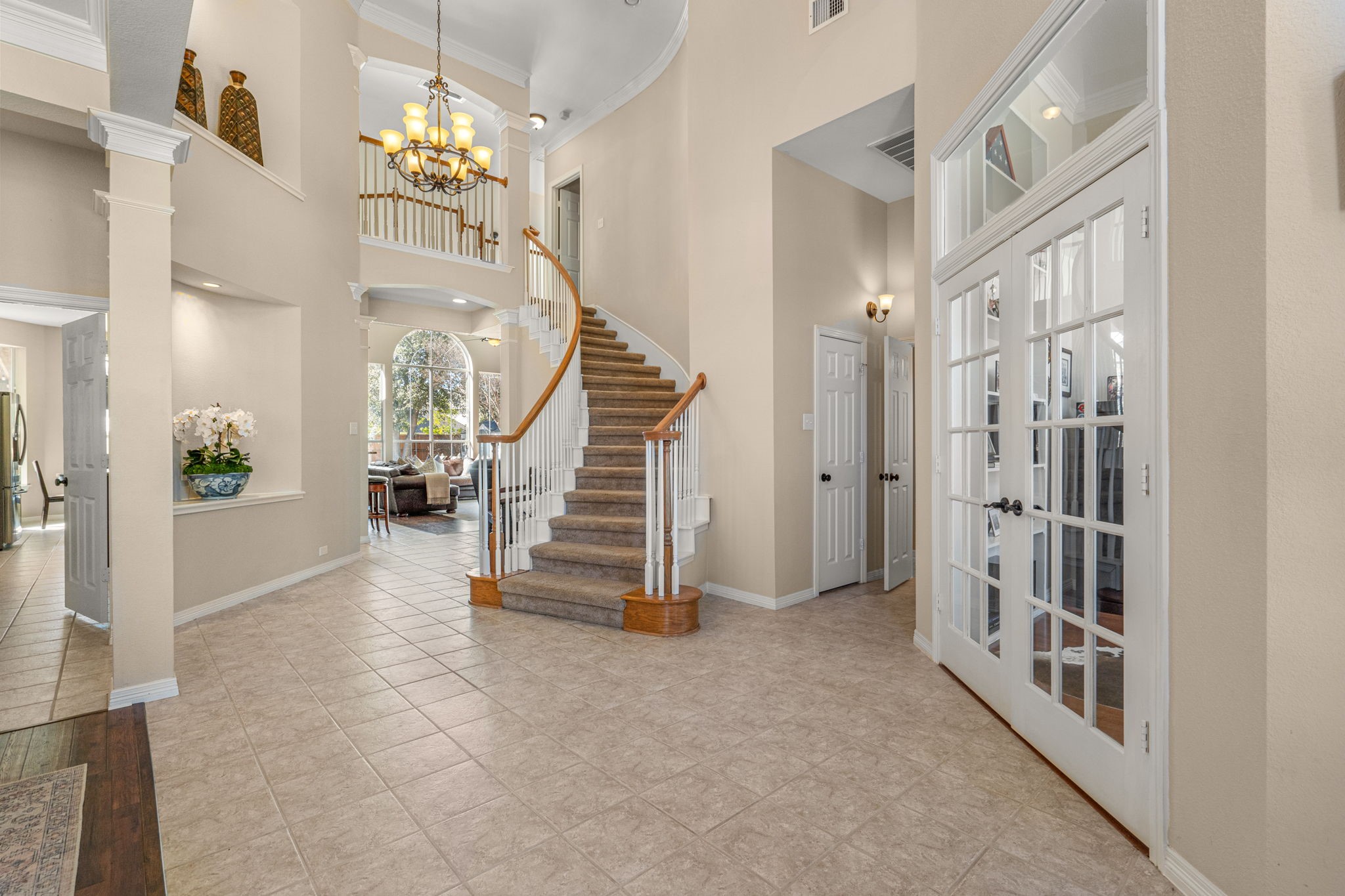 5201 Arbor Hollow Drive