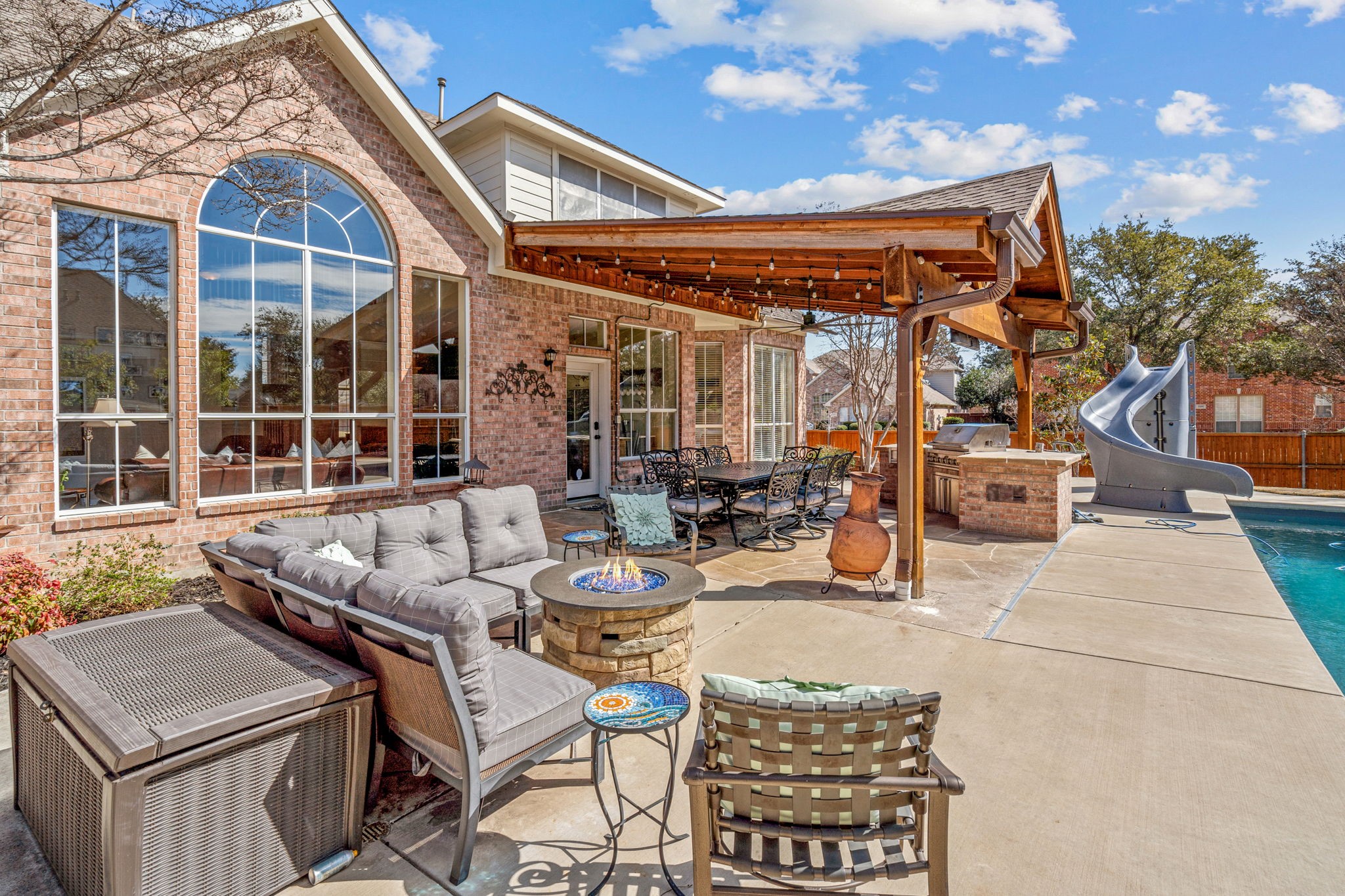 5201 Arbor Hollow Drive