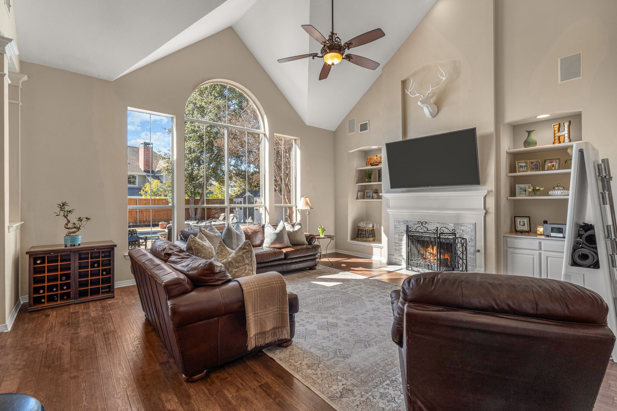 5201 Arbor Hollow Drive