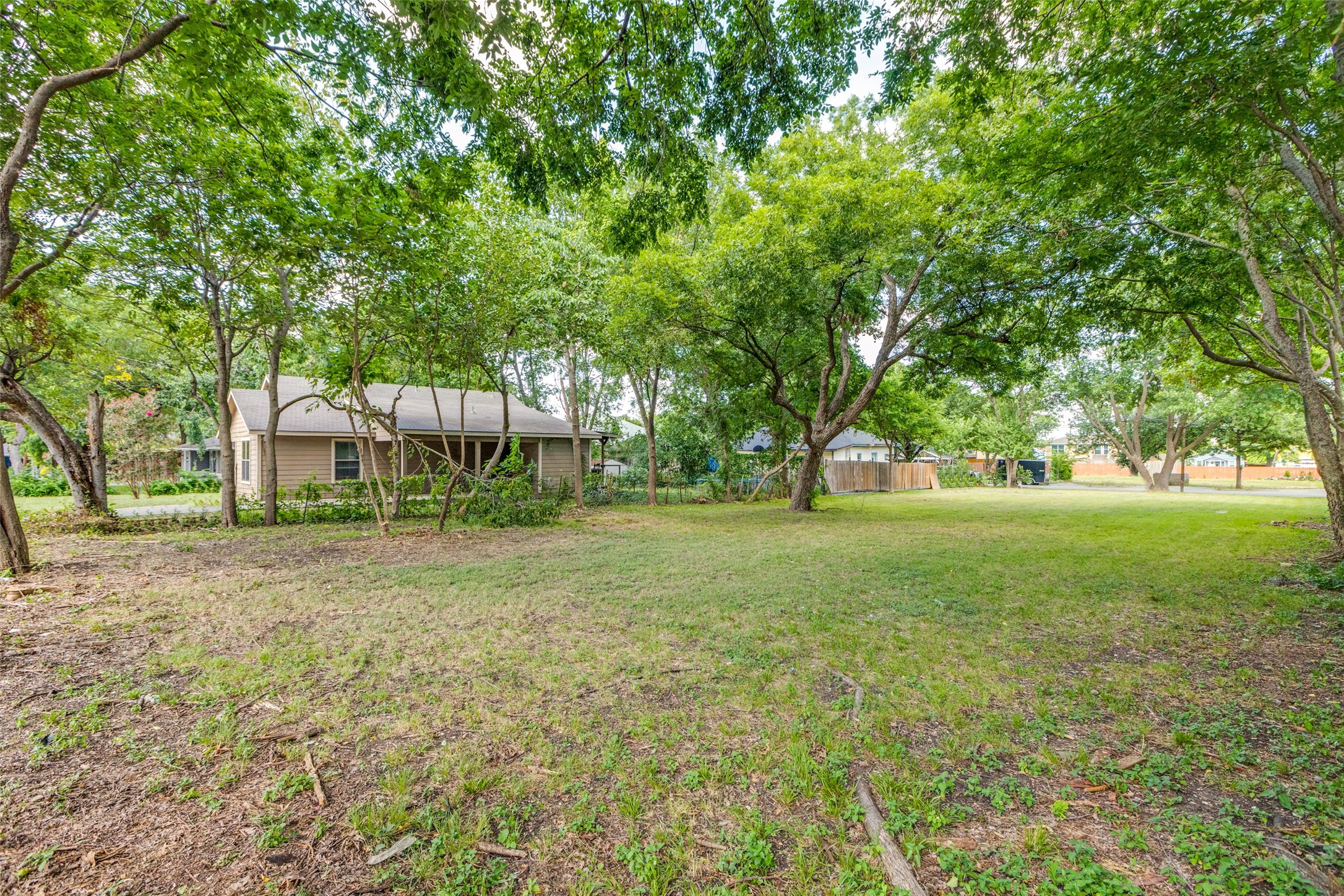 605 N Kentucky Street