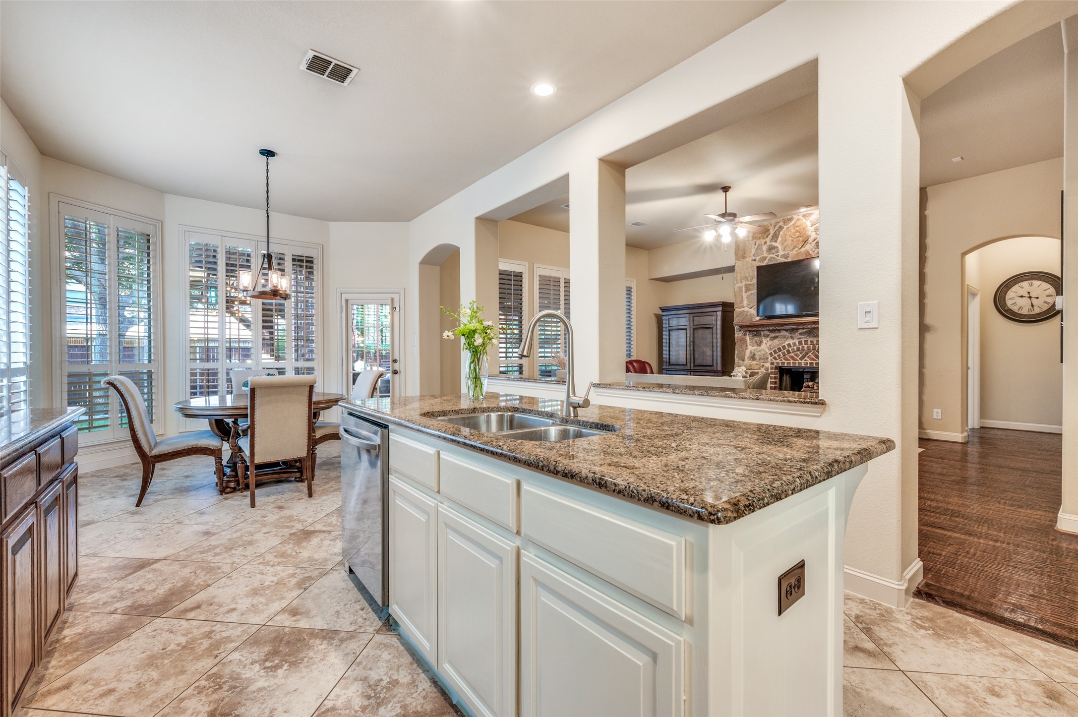 1209 Thimbleberry Drive