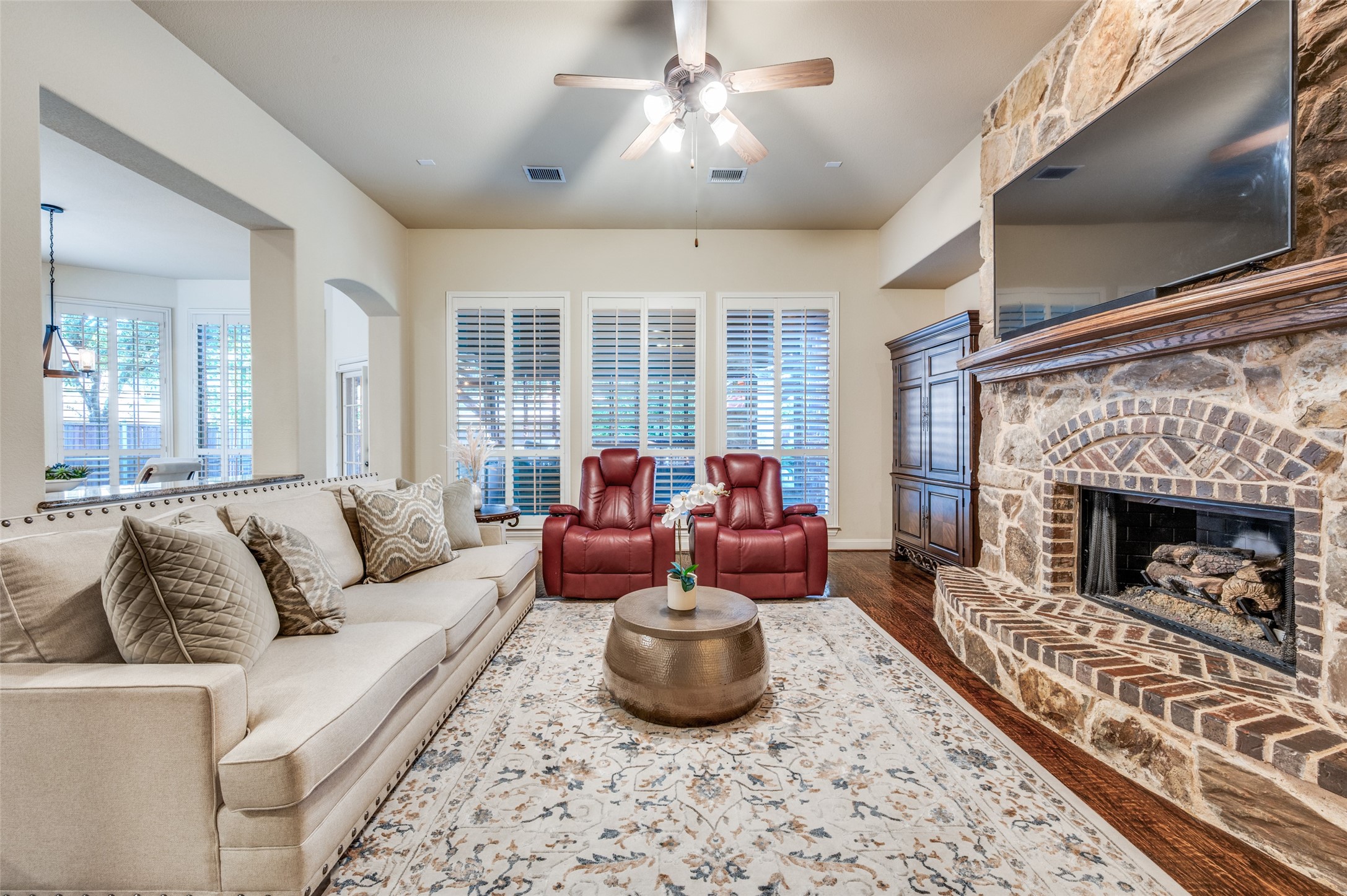 1209 Thimbleberry Drive