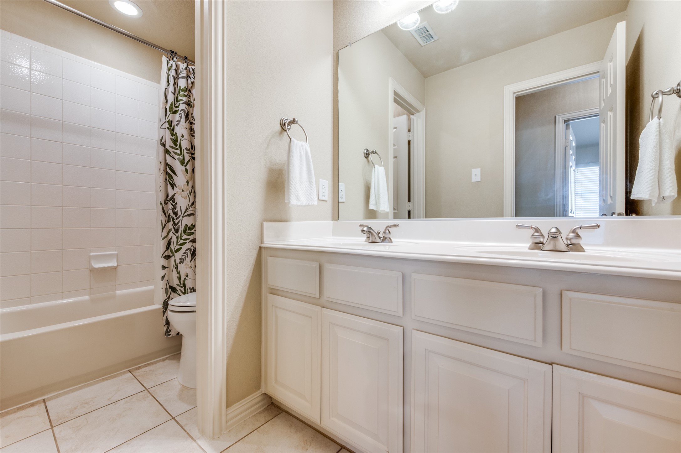 1209 Thimbleberry Drive