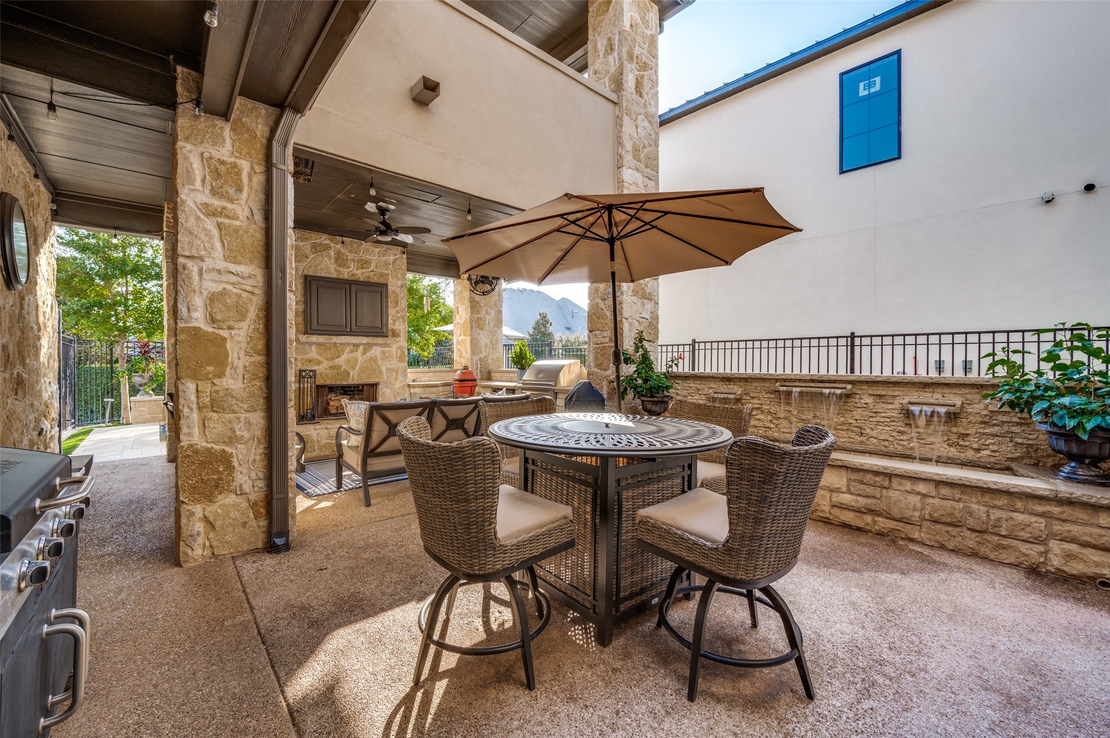 7805 Comanche Way