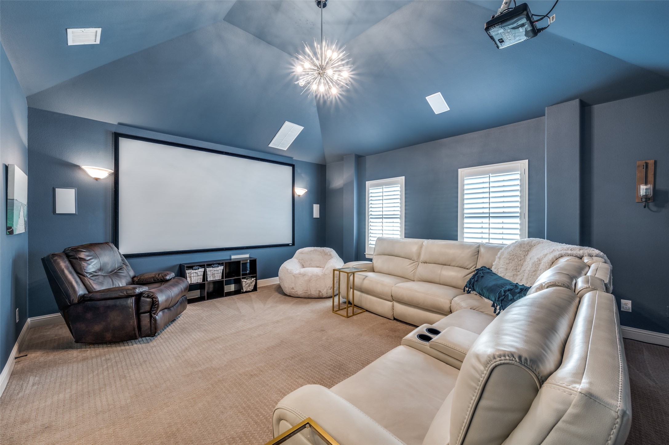 7805 Comanche Way