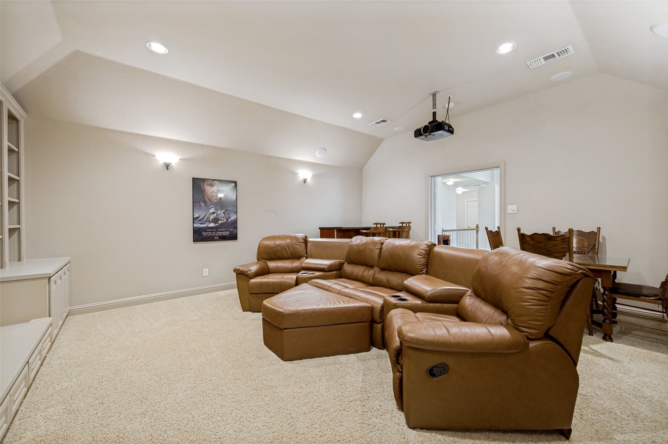 501 Arthur Court