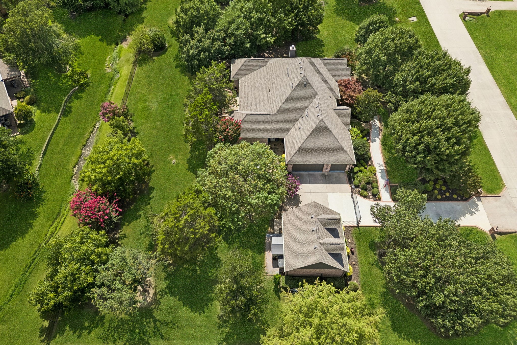 240 Arthur Court