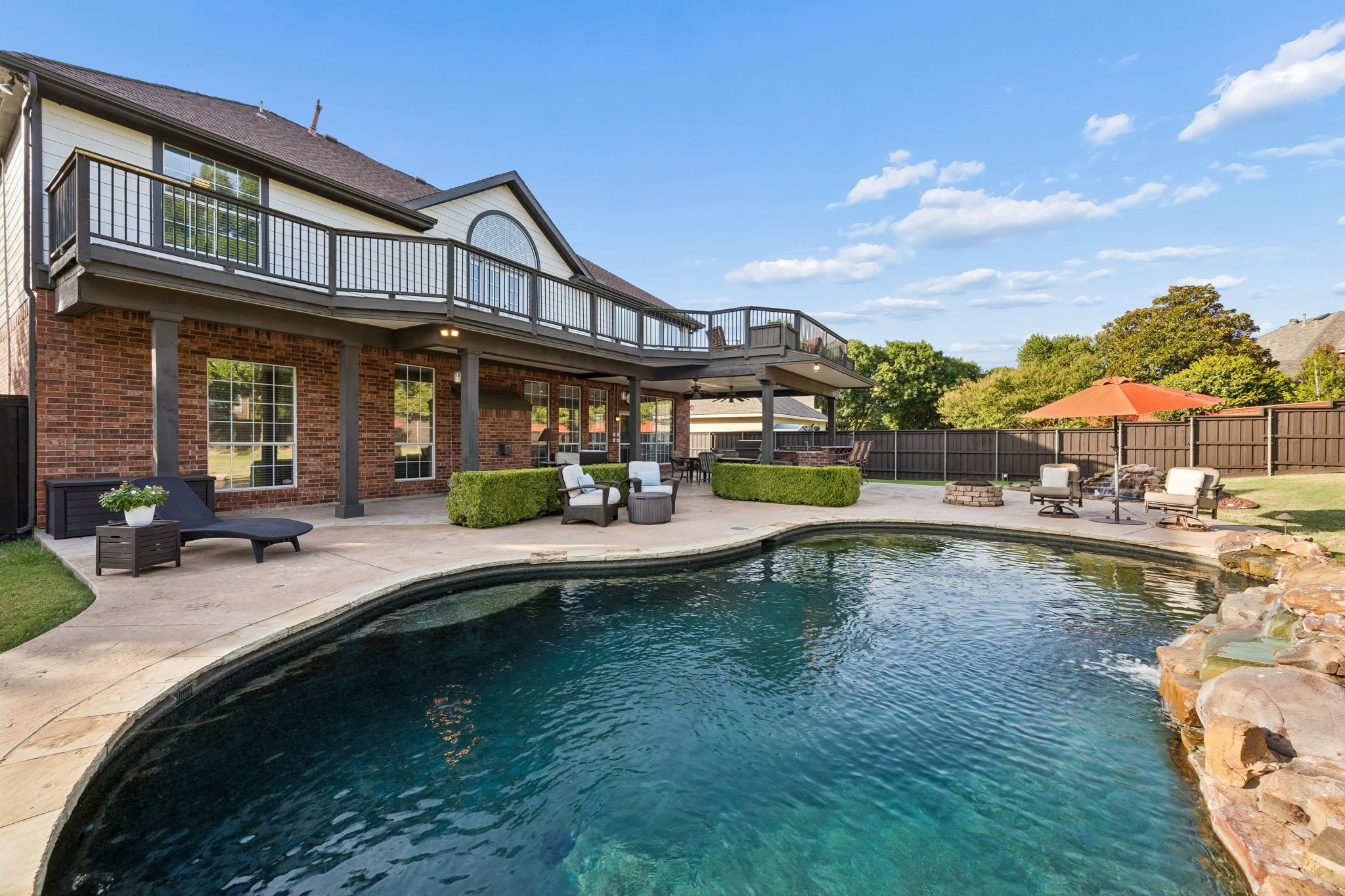 2713 Greenview Drive