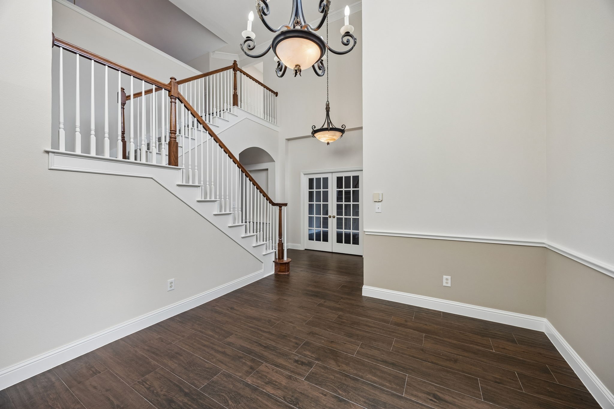 2713 Greenview Drive