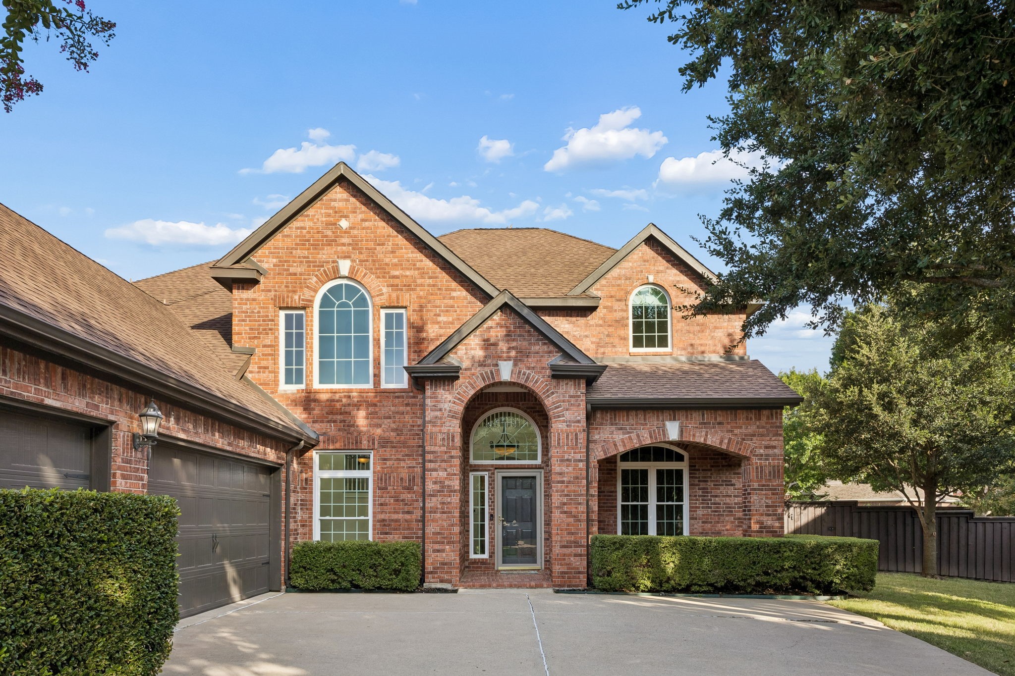 2713 Greenview Drive