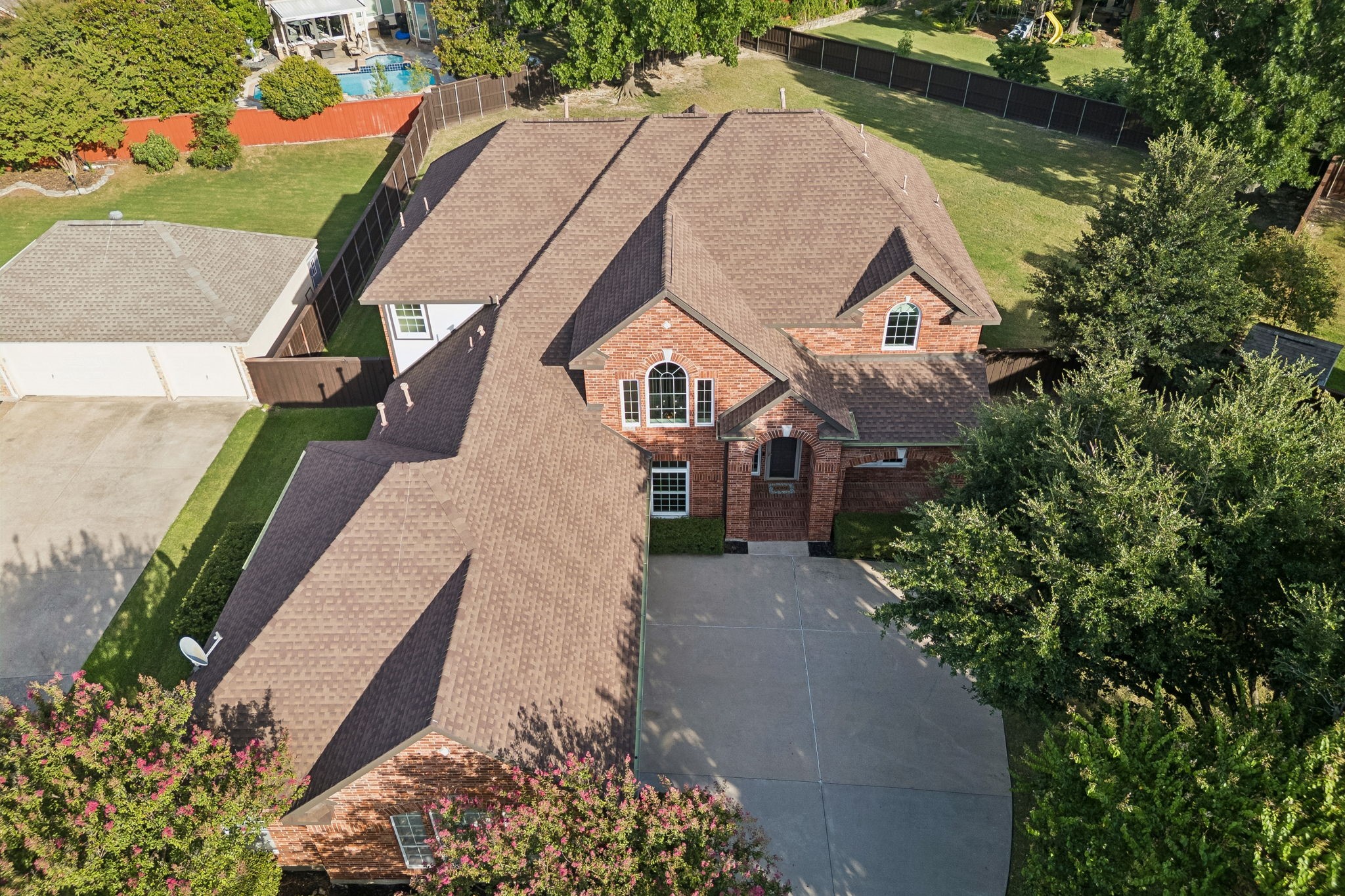 2713 Greenview Drive