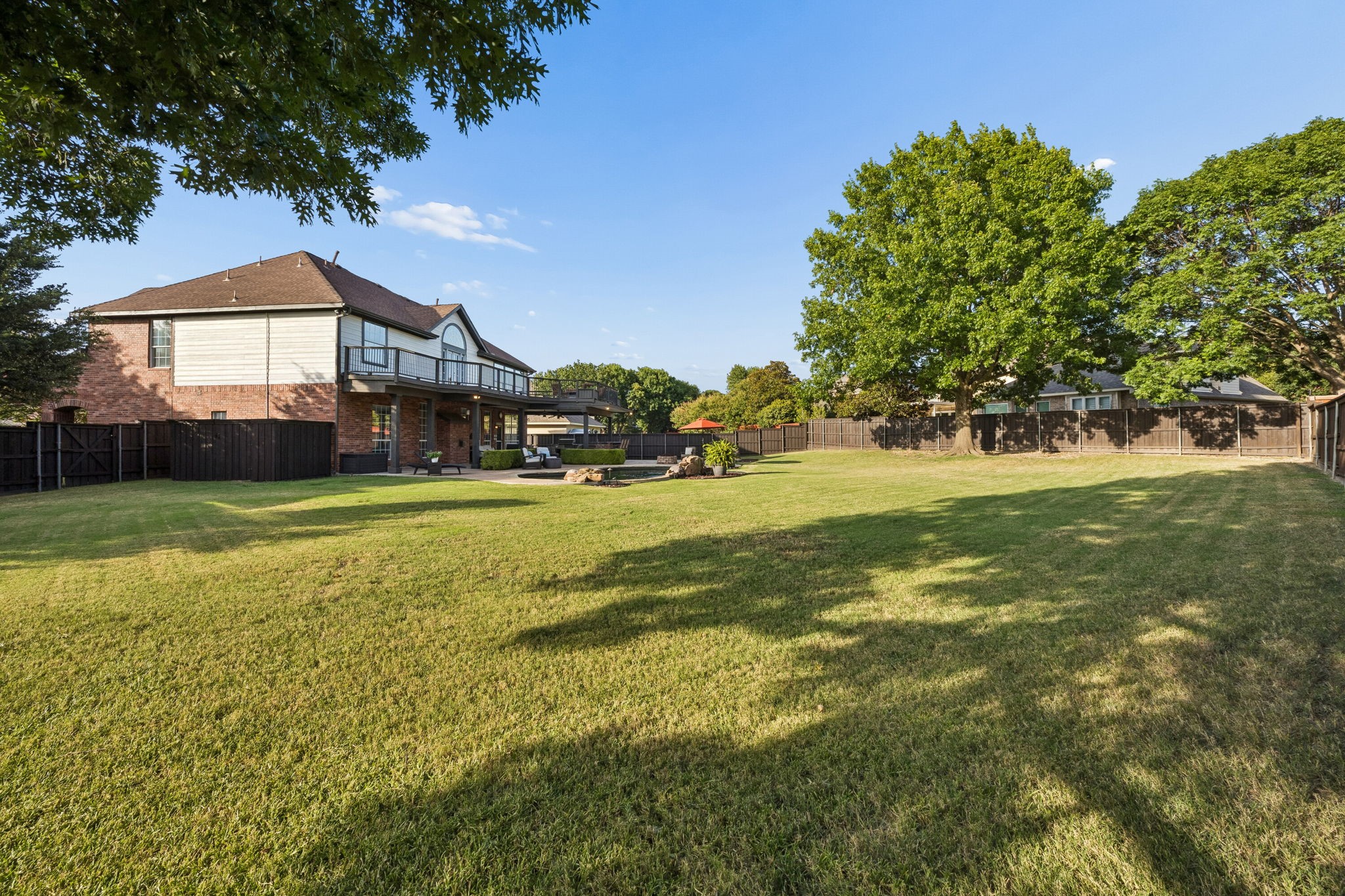 2713 Greenview Drive