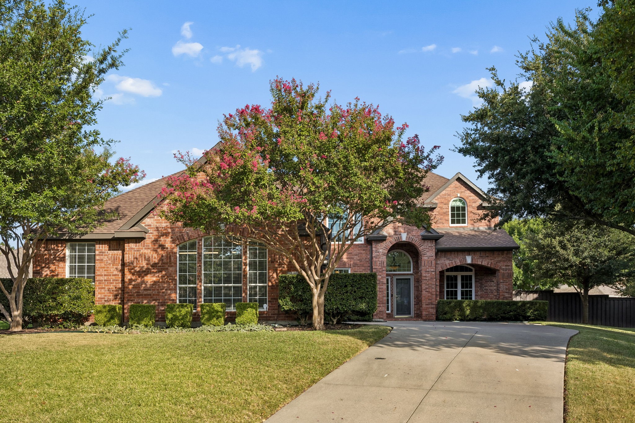 2713 Greenview Drive