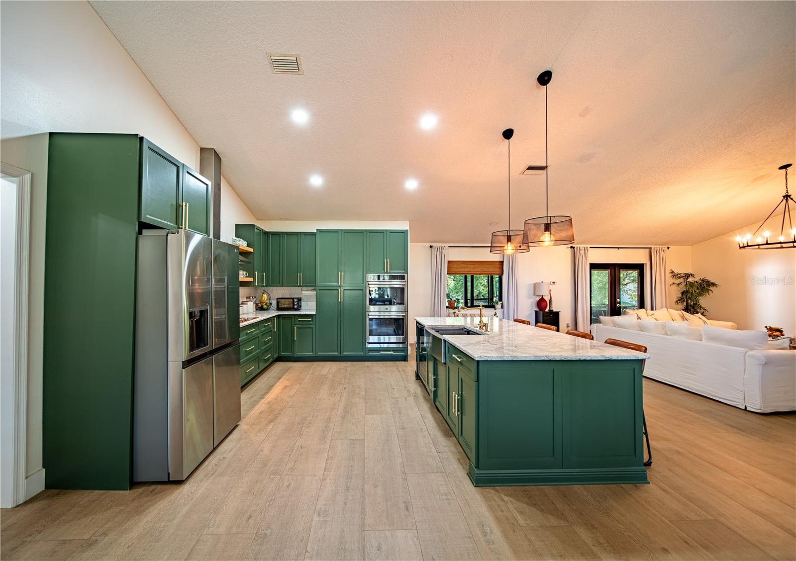 1651 BIG OAK LN