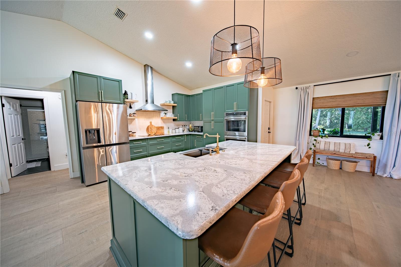 1651 BIG OAK LN