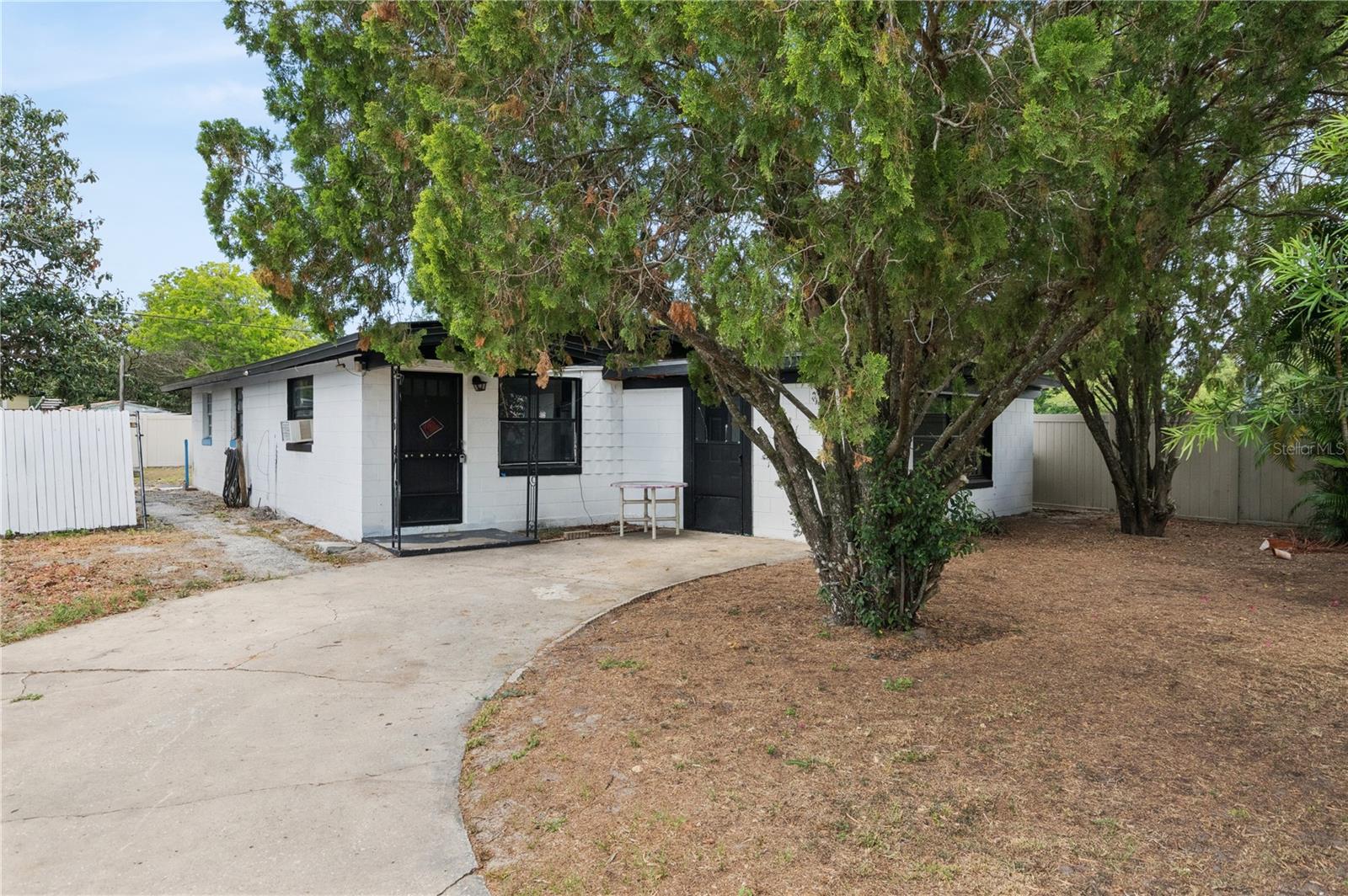 114 SPRING LAKE CIR