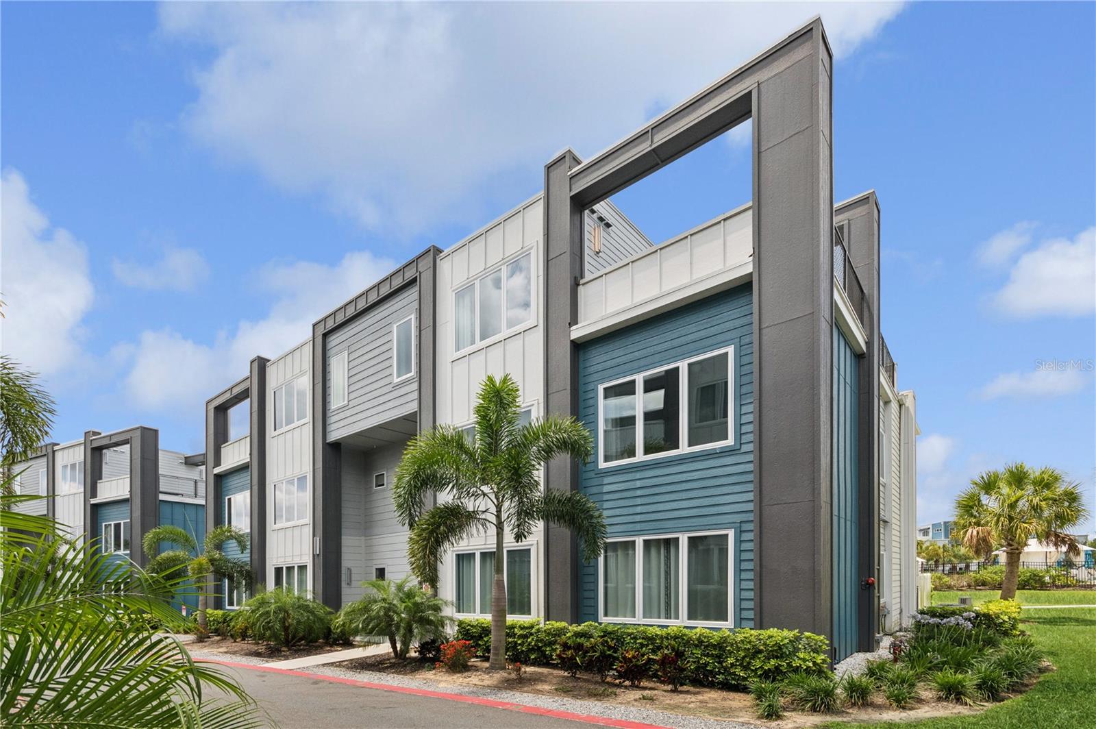 7740 SANDY RIDGE DR #216