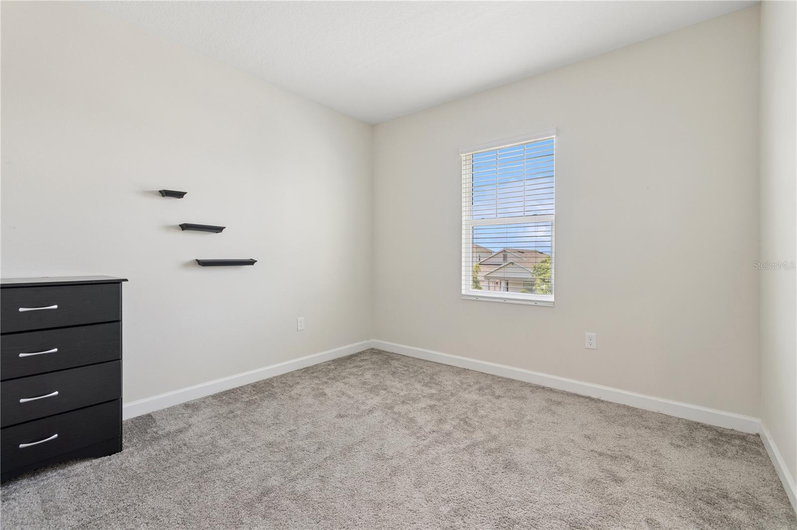 2279 MOUNTAIN PINE ST