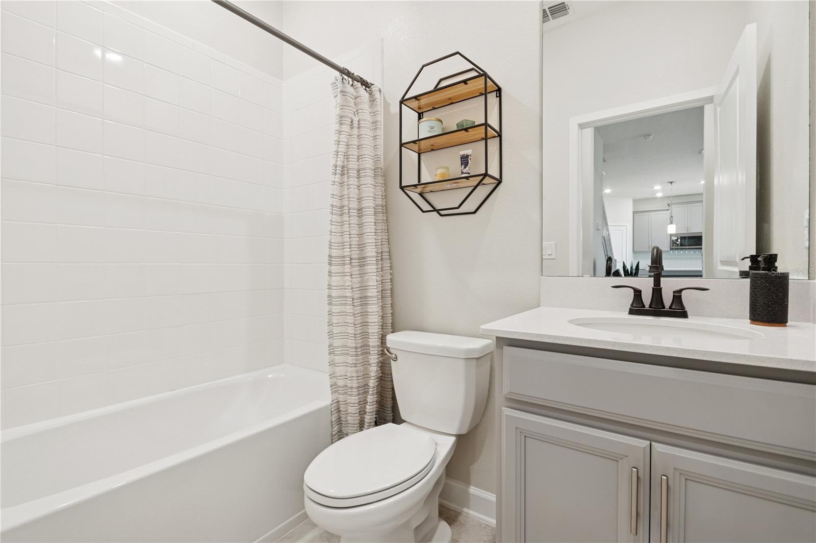 2279 MOUNTAIN PINE ST