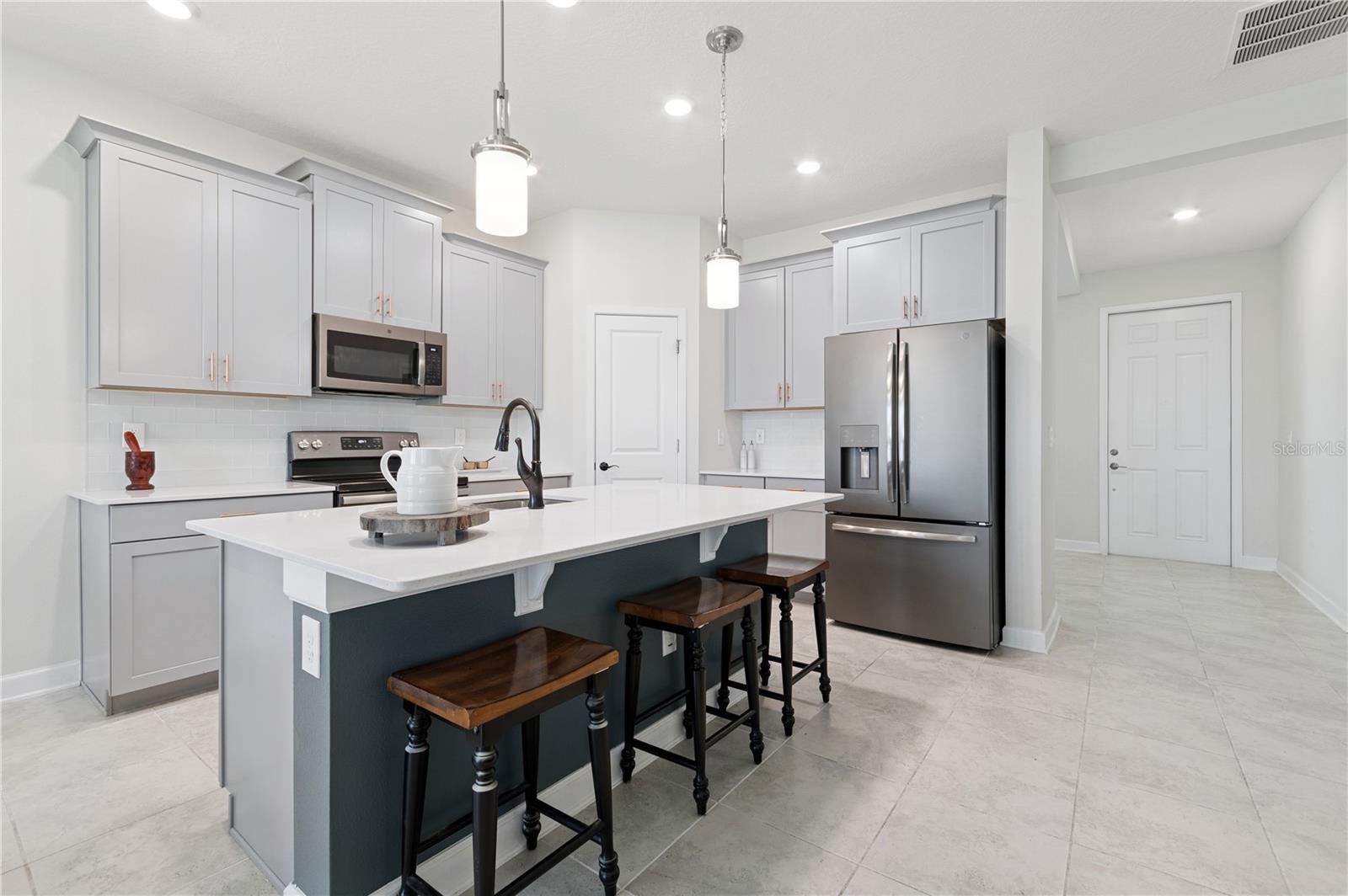 2279 MOUNTAIN PINE ST