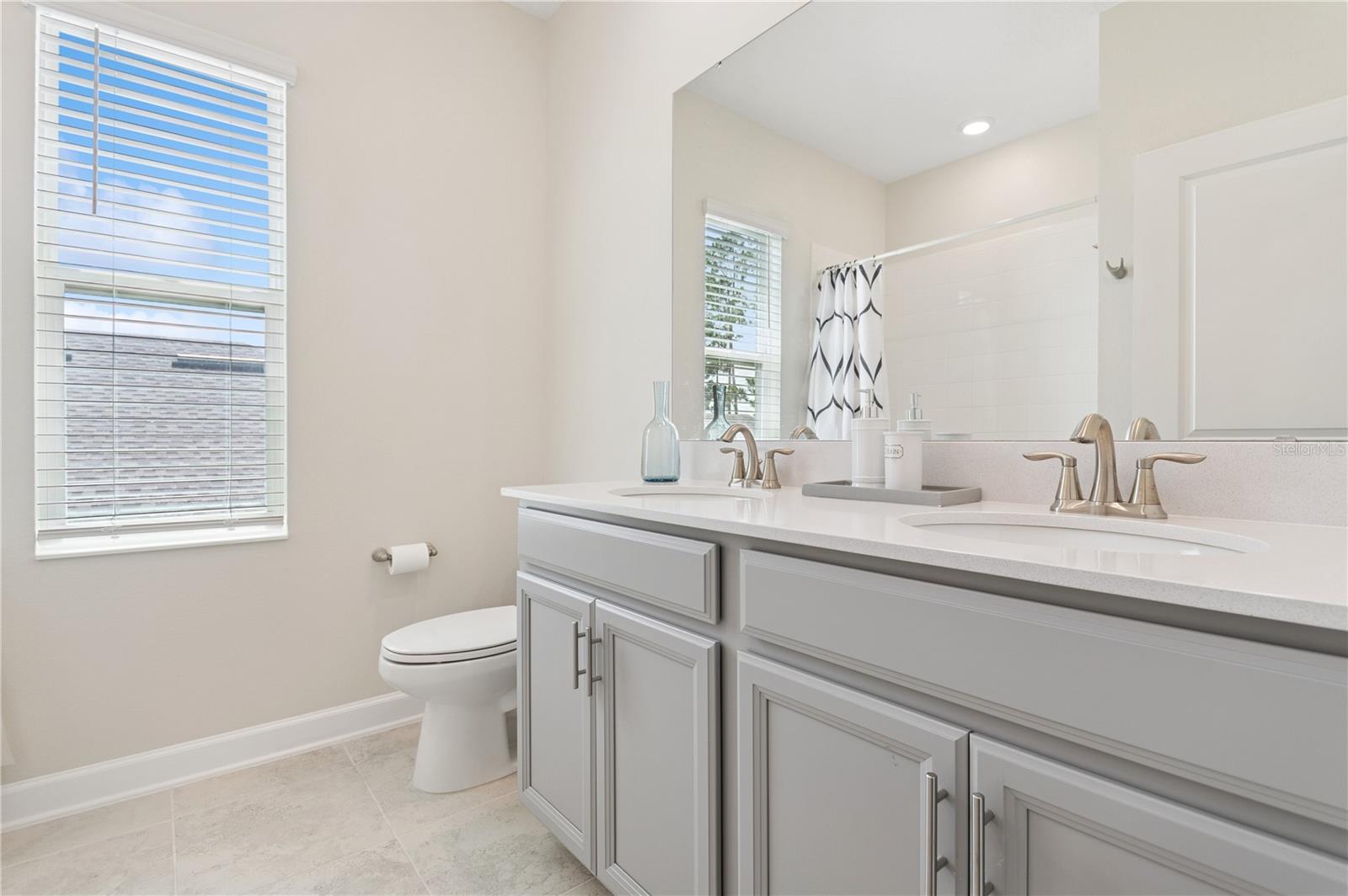 2279 MOUNTAIN PINE ST