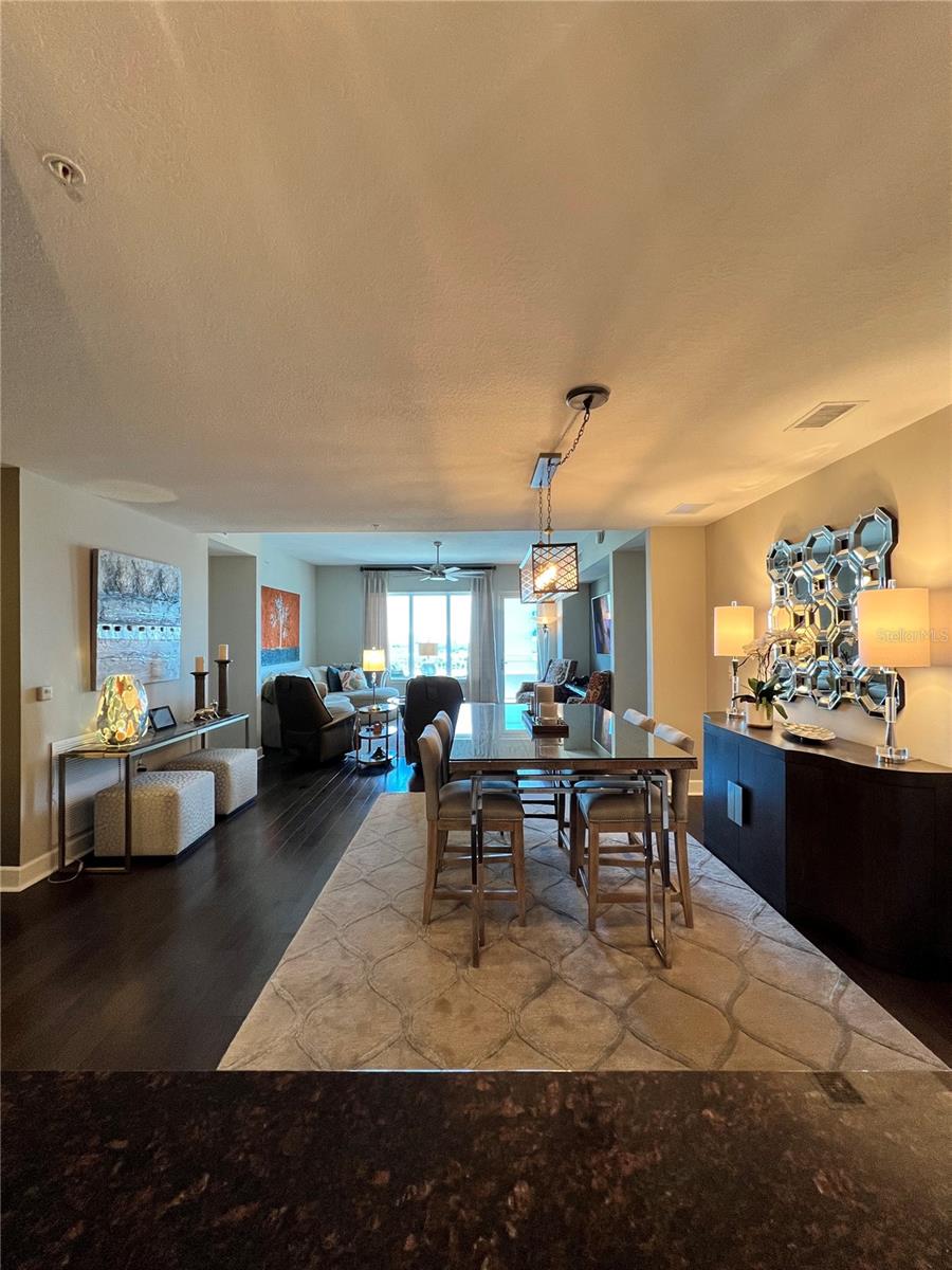 100 S EOLA DR #1105