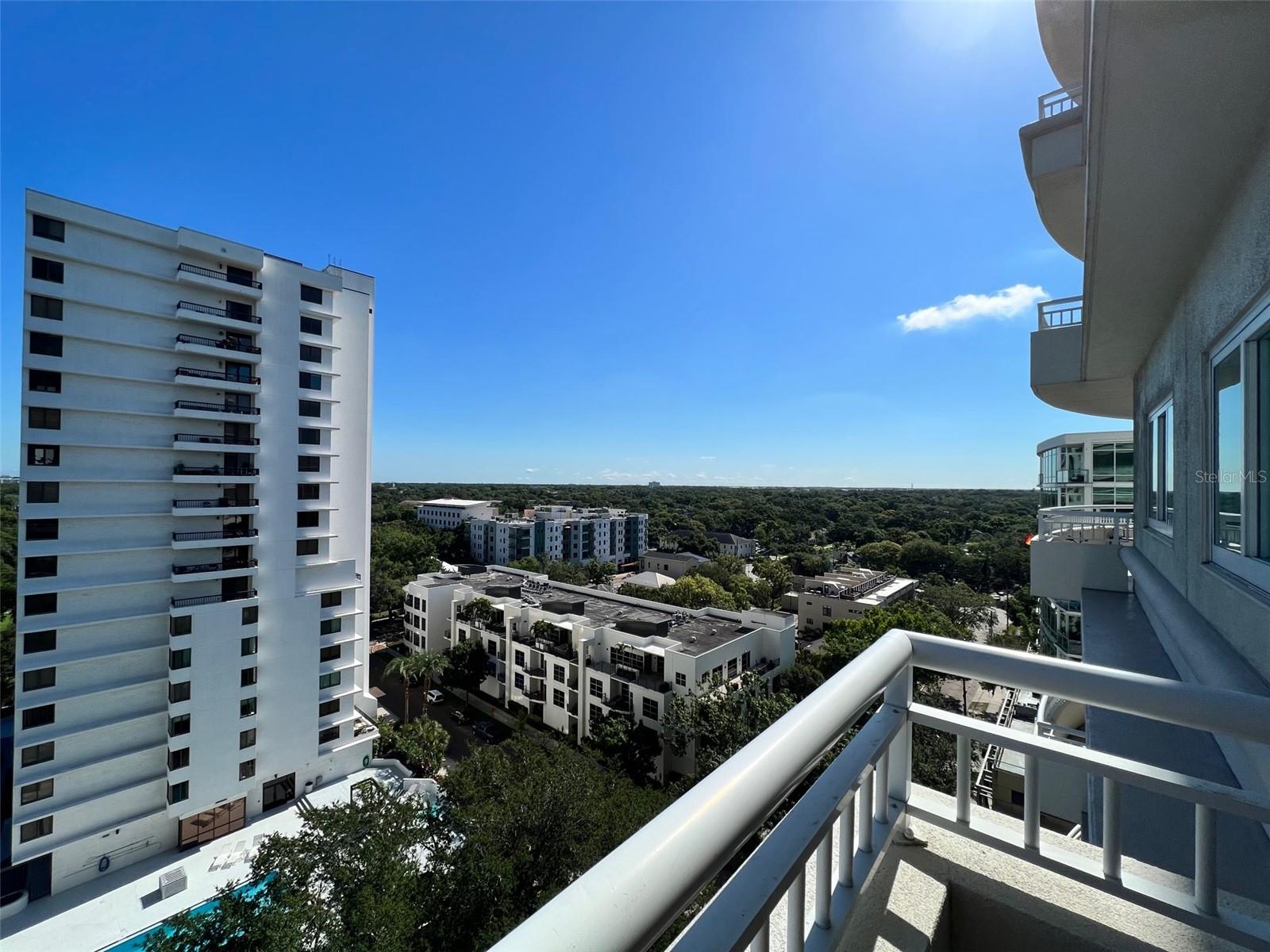 100 S EOLA DR #1105