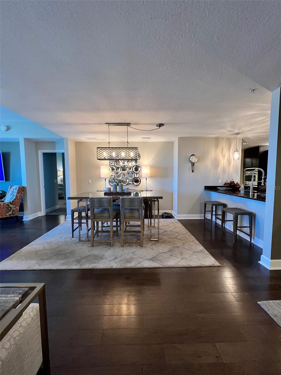 100 S EOLA DR #1105