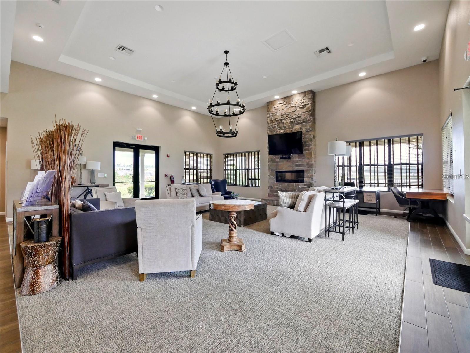 2738 NORWAY MAPLE CT