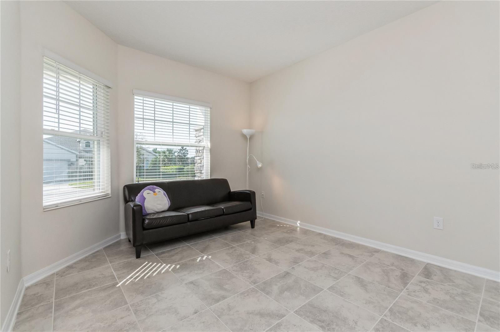 2738 NORWAY MAPLE CT