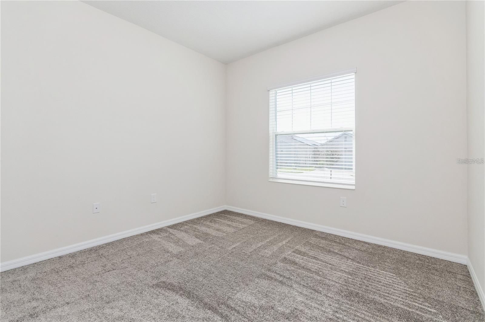 2738 NORWAY MAPLE CT