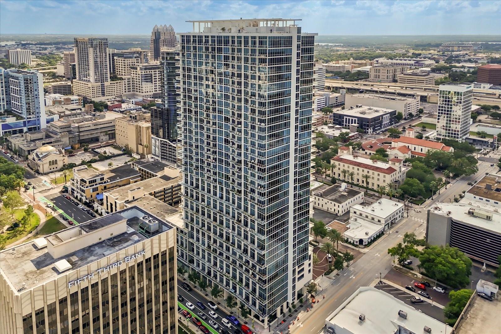 150 E ROBINSON ST #2701