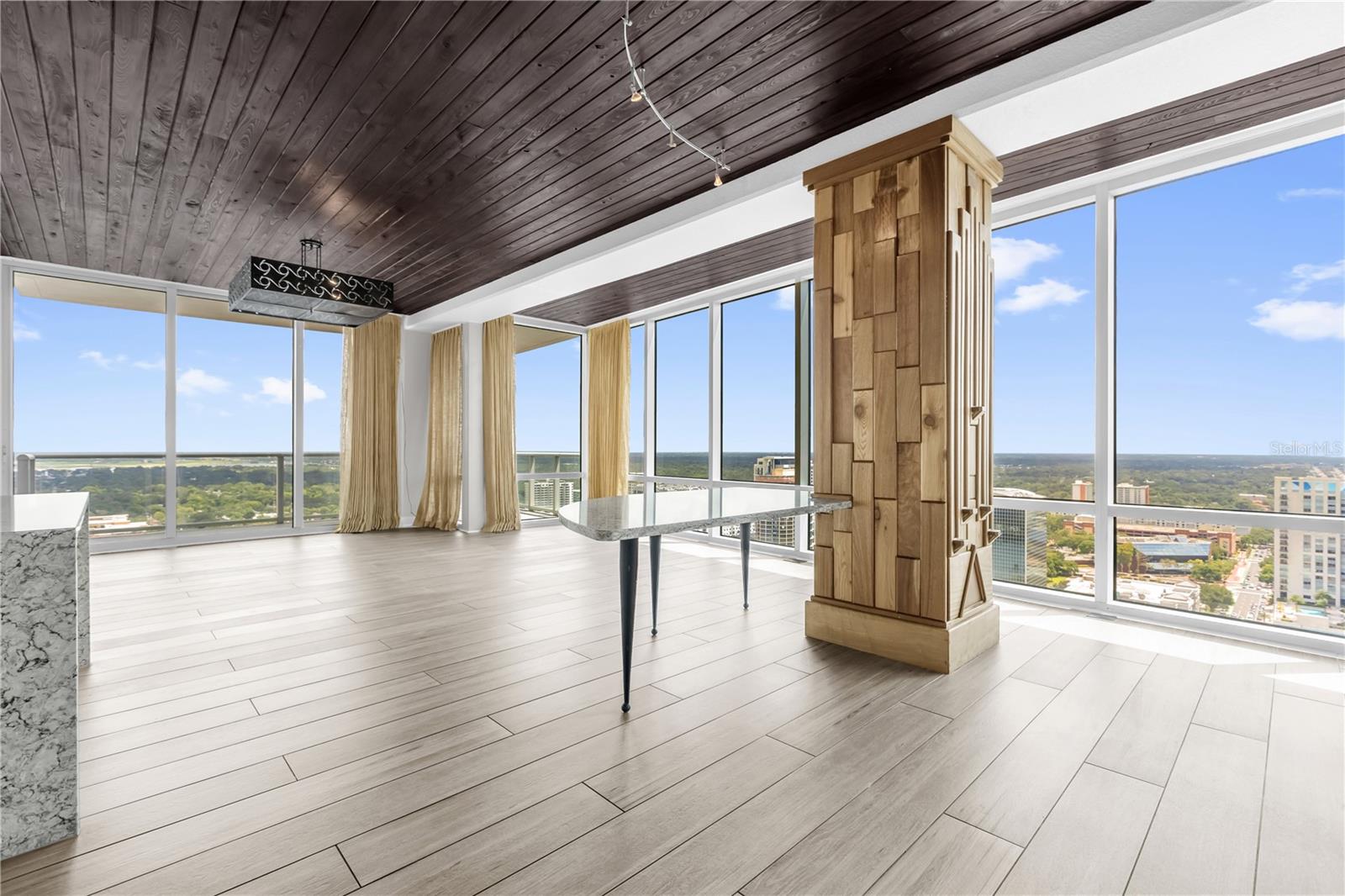 150 E ROBINSON ST #2701