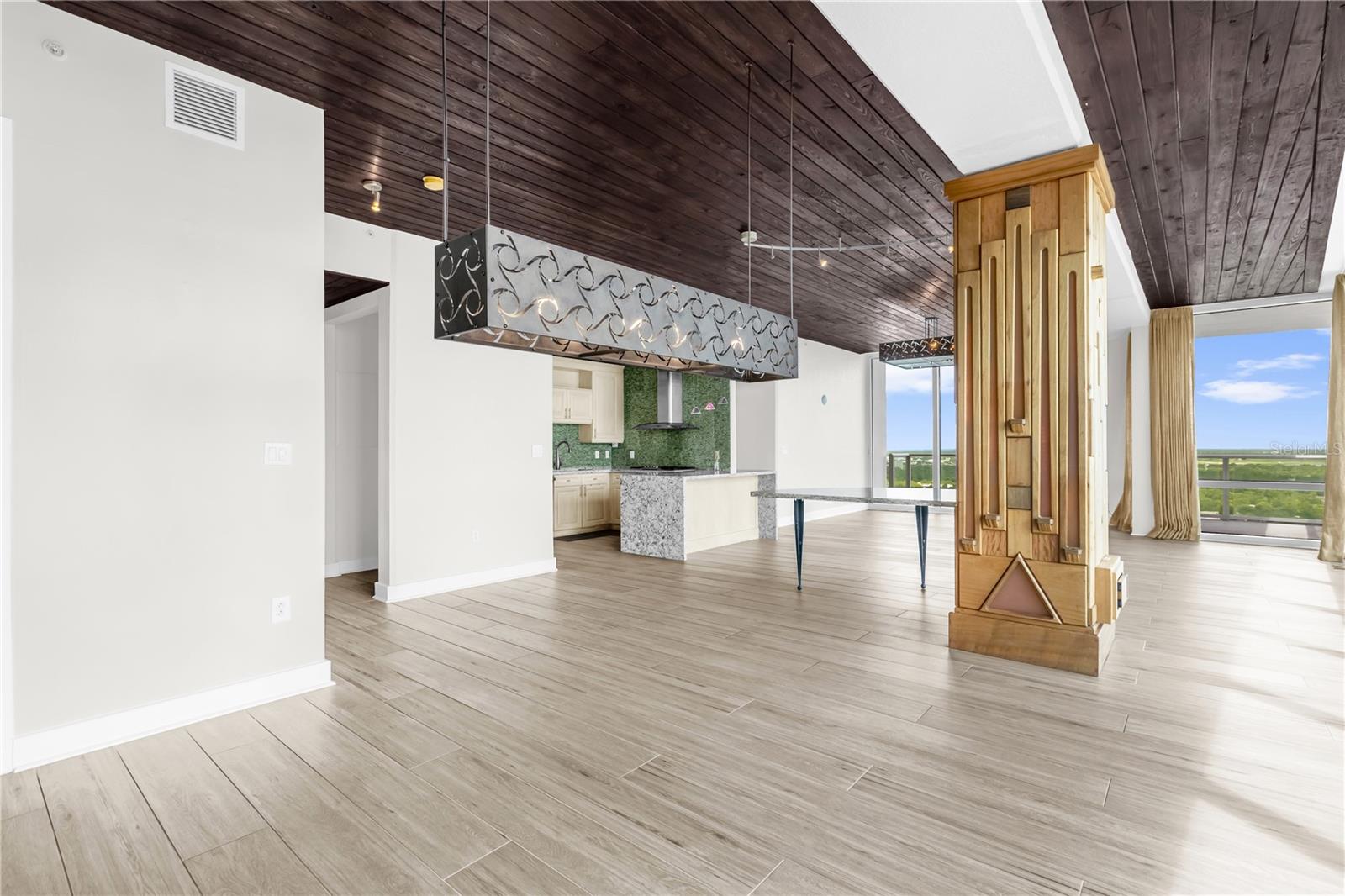 150 E ROBINSON ST #2701