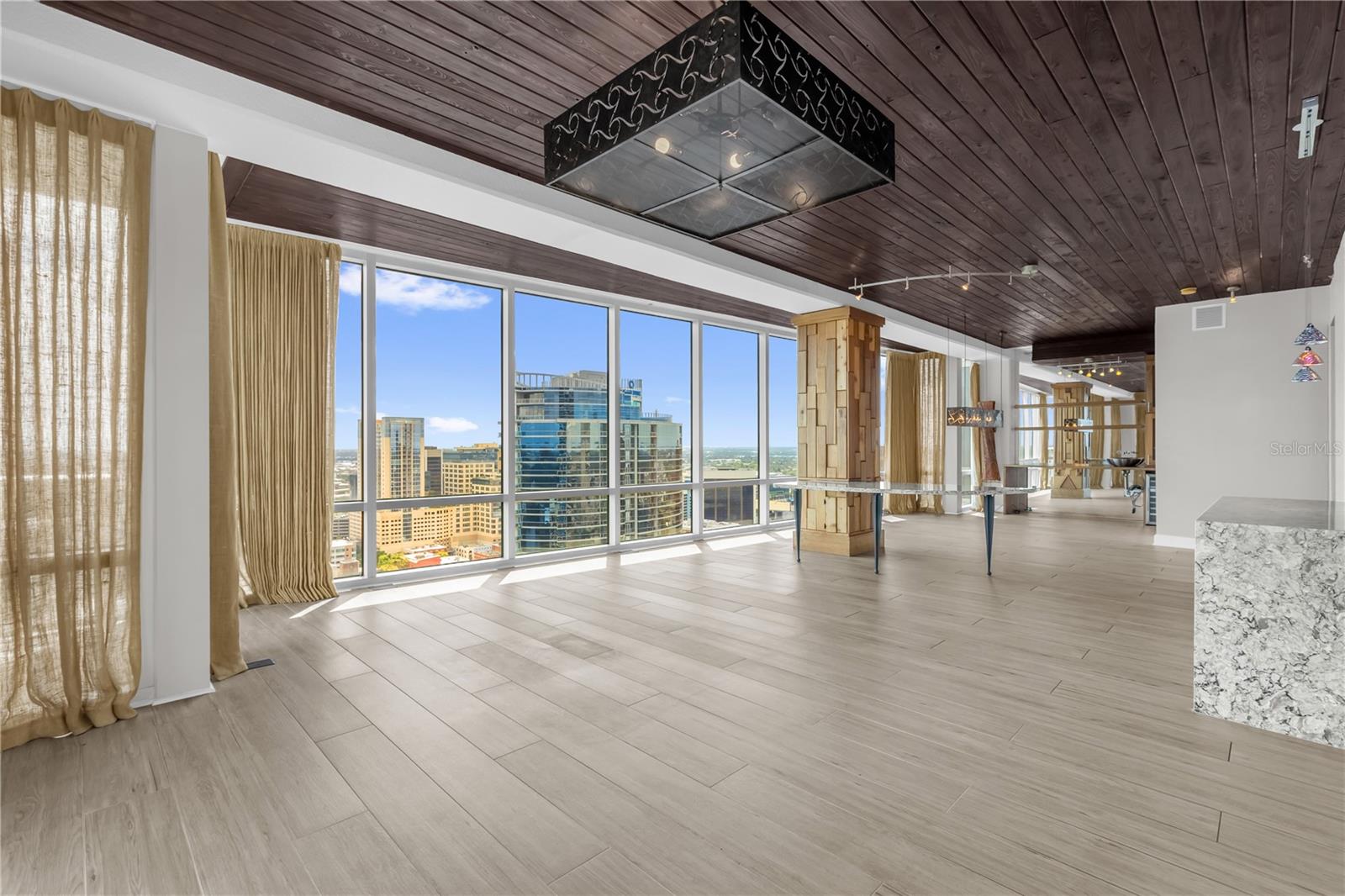 150 E ROBINSON ST #2701