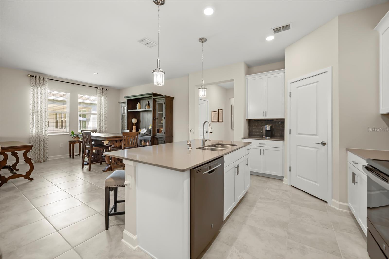 2292 MOUNTAIN PINE ST