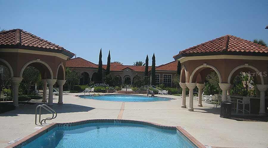 5566 METROWEST BLVD #2-106