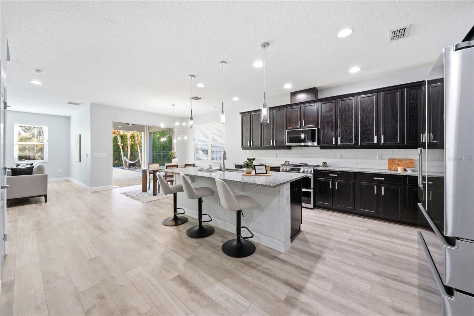 15210 SOUTHERN MARTIN ST