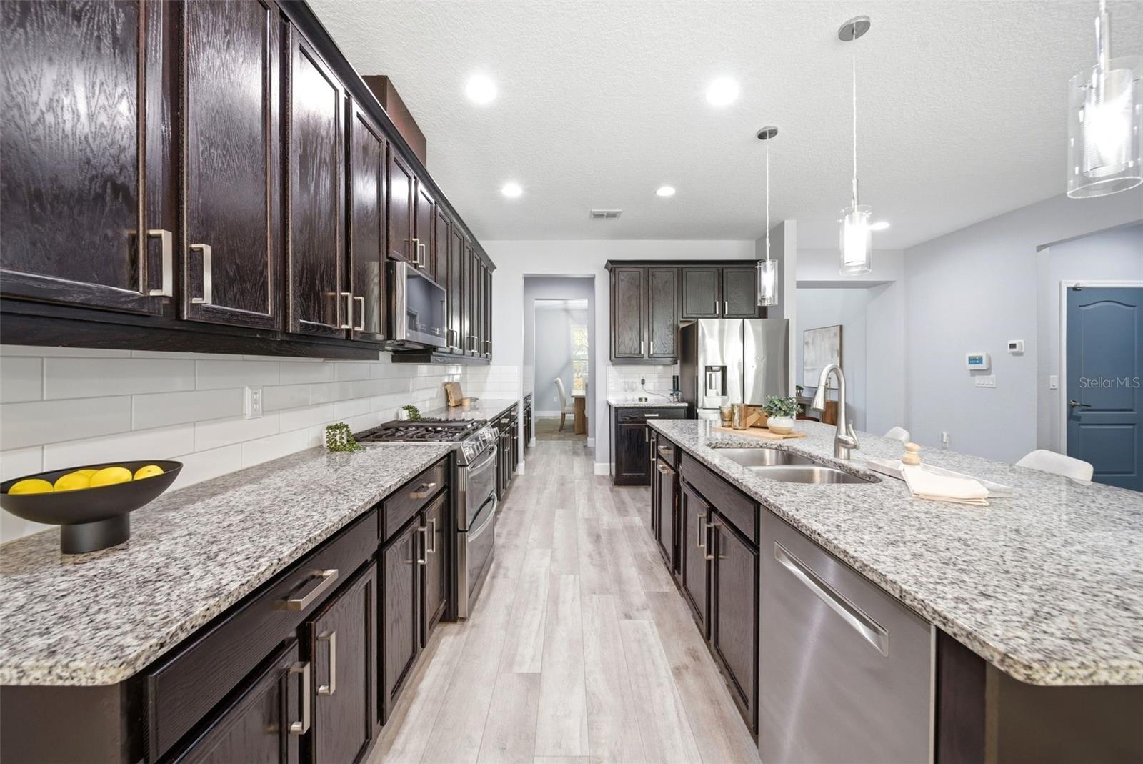 15210 SOUTHERN MARTIN ST