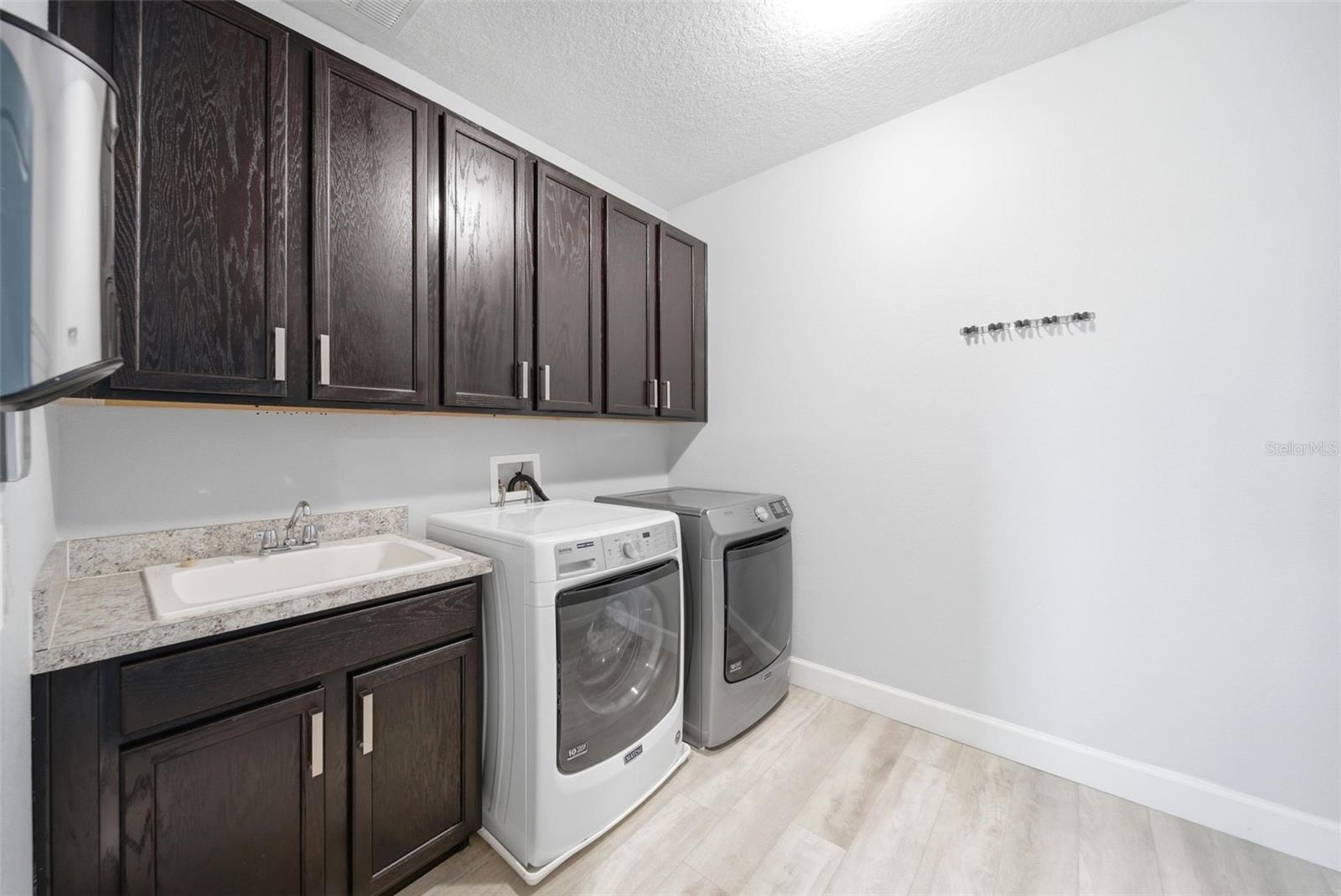 15210 SOUTHERN MARTIN ST