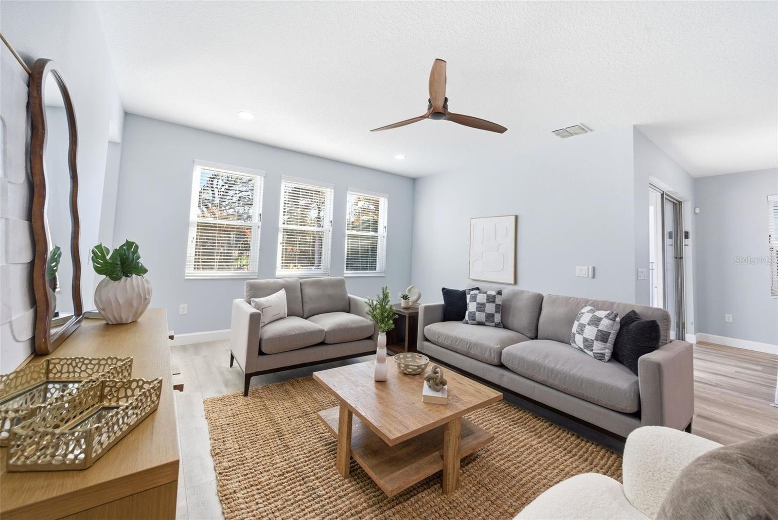 15210 SOUTHERN MARTIN ST