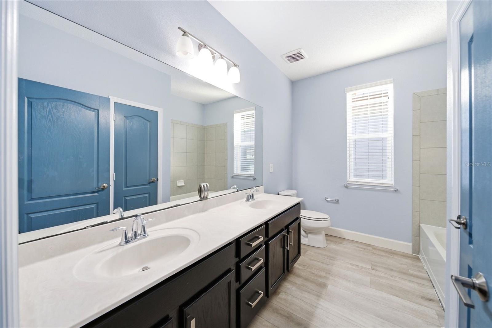 15210 SOUTHERN MARTIN ST