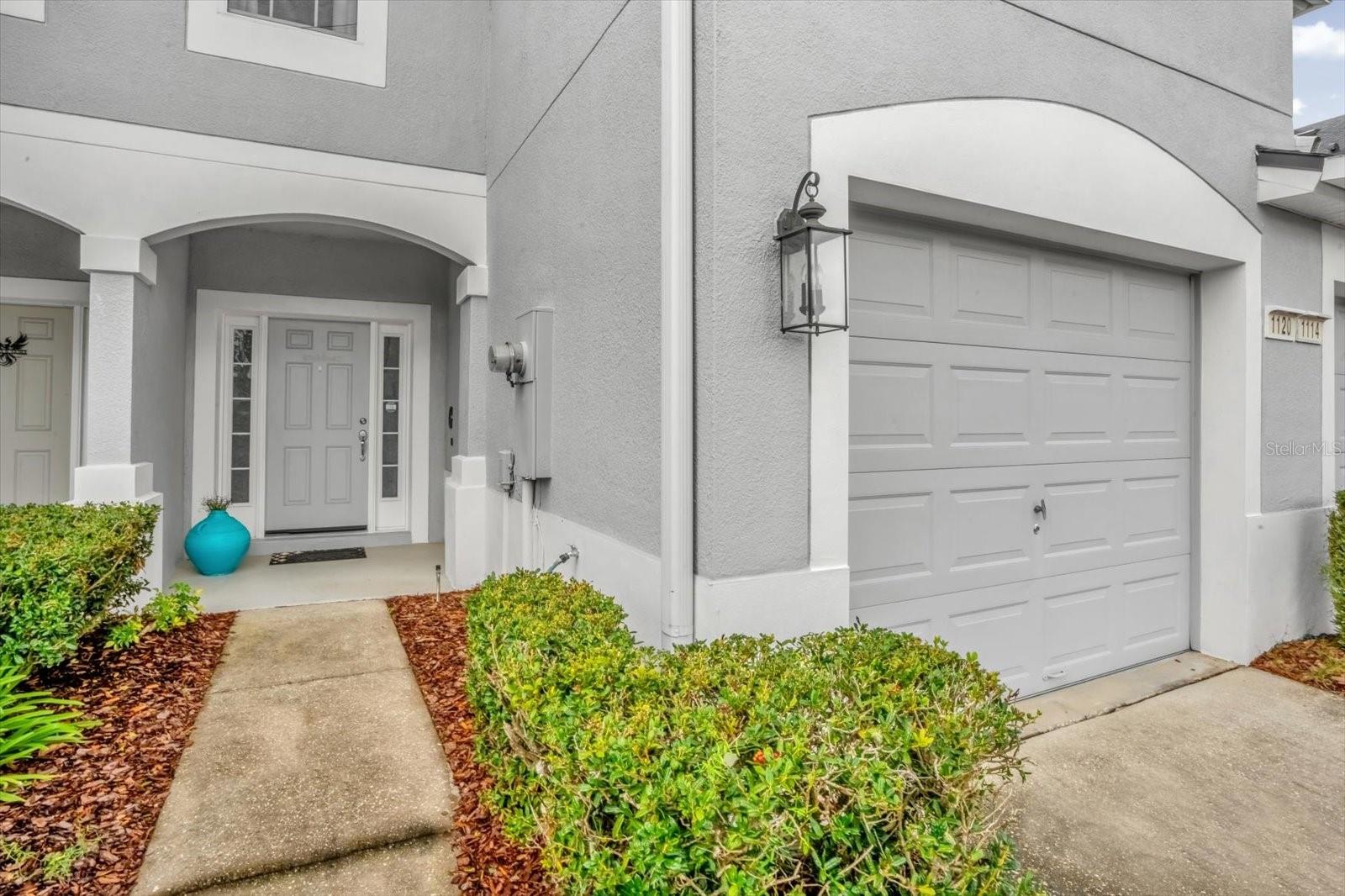 1120 ROCK HARBOR AVE