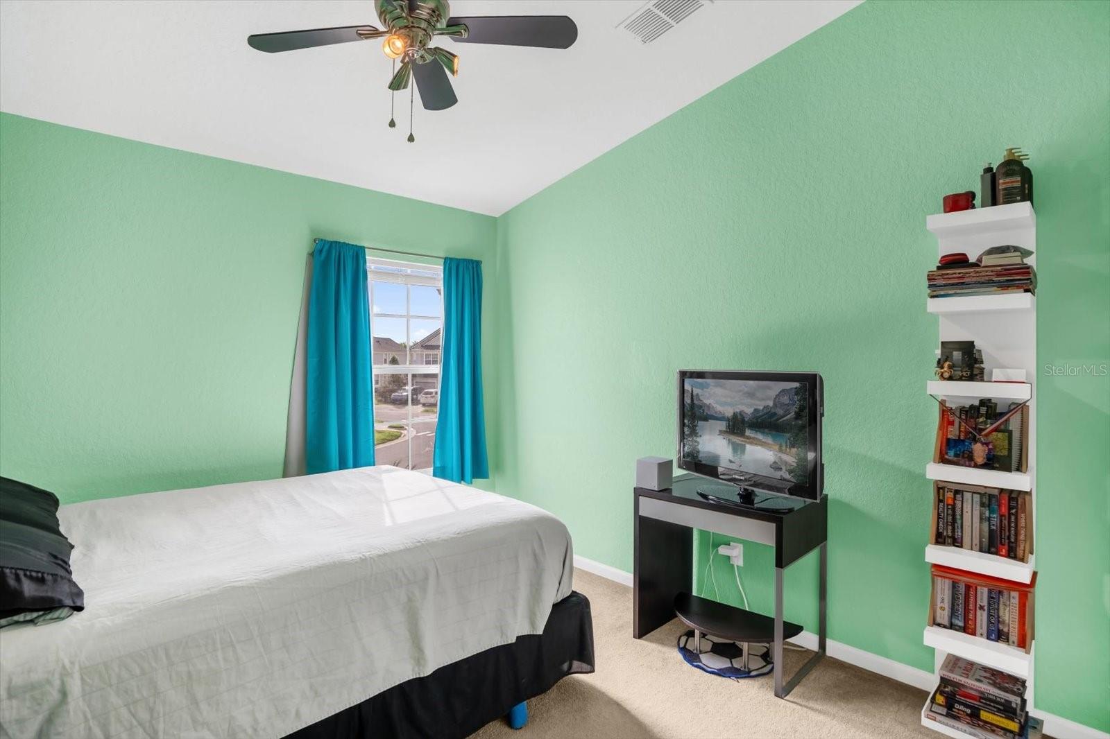 1120 ROCK HARBOR AVE