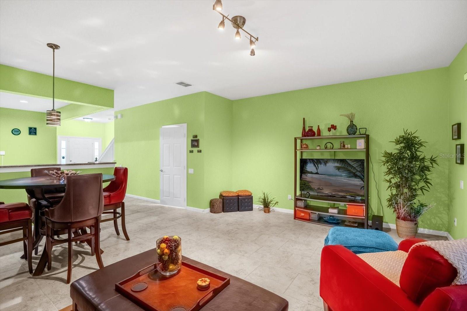 1120 ROCK HARBOR AVE