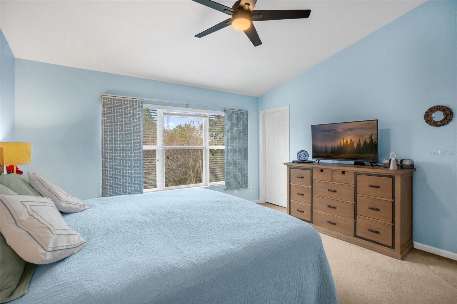 1120 ROCK HARBOR AVE